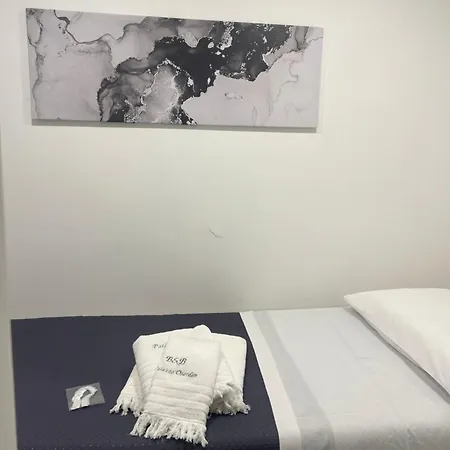 Palazzo Oberdan شقة أفراغولا